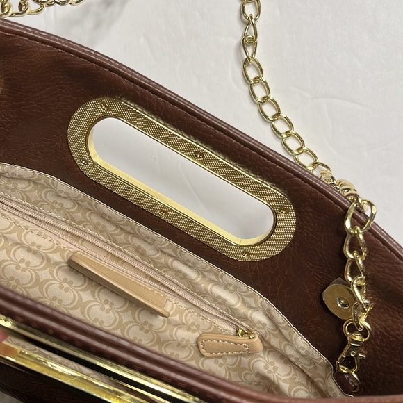 Charming Charlie Brown Faux leather clutch with gold chain detachable strap - Picture 2 of 5